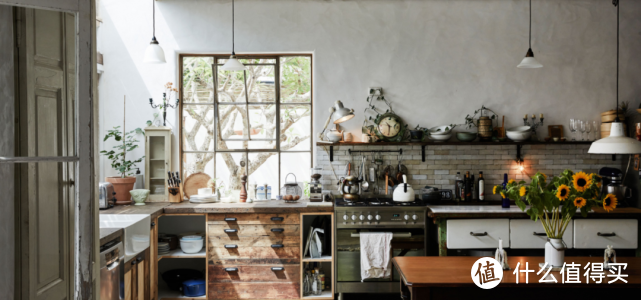 自建3层别墅，却坚持只用回收材料？网友：她怎么做到的？